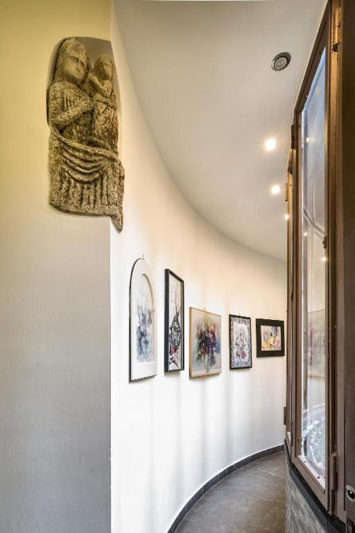 Boutique Hotel Piazza Carita 那不勒斯 外观 照片