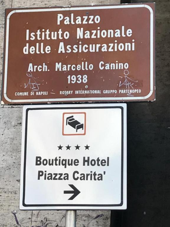 Boutique Hotel Piazza Carita 那不勒斯 外观 照片