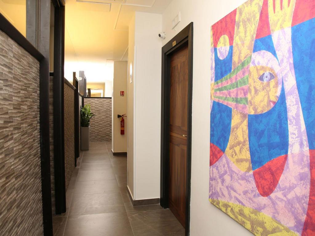 Boutique Hotel Piazza Carita 那不勒斯 外观 照片