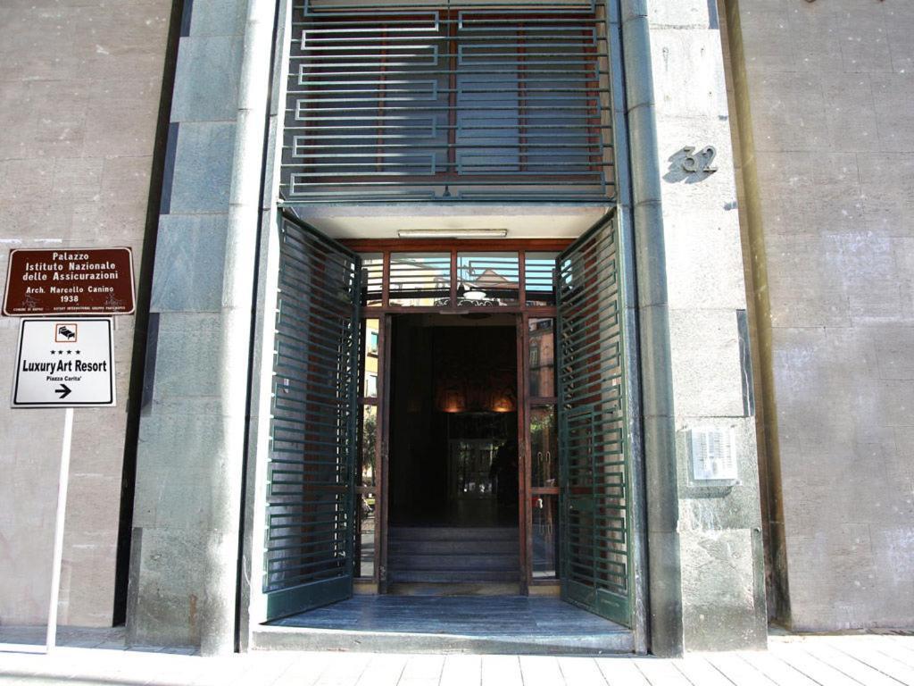 Boutique Hotel Piazza Carita 那不勒斯 外观 照片