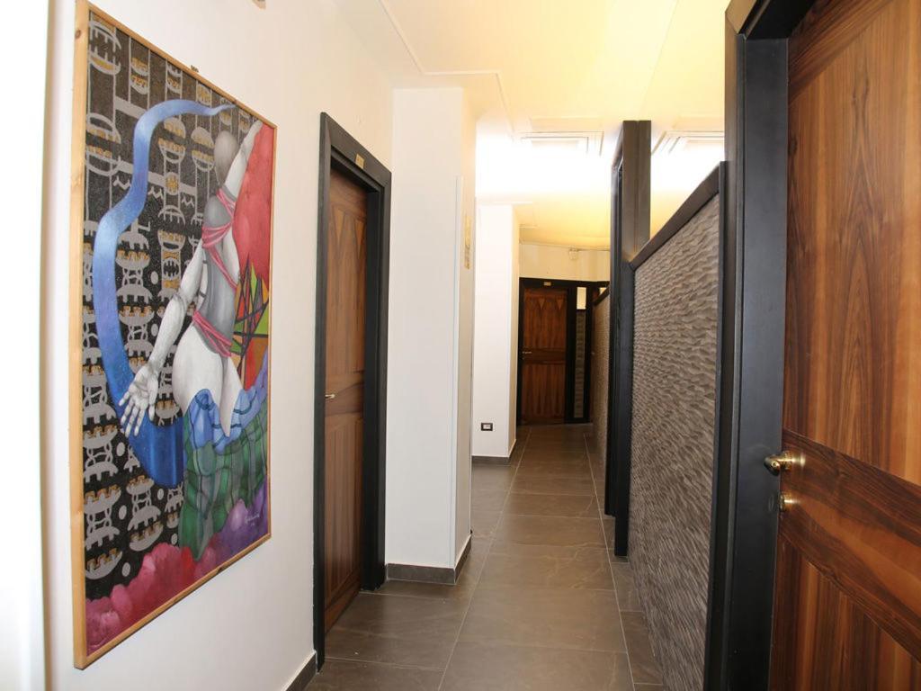 Boutique Hotel Piazza Carita 那不勒斯 外观 照片