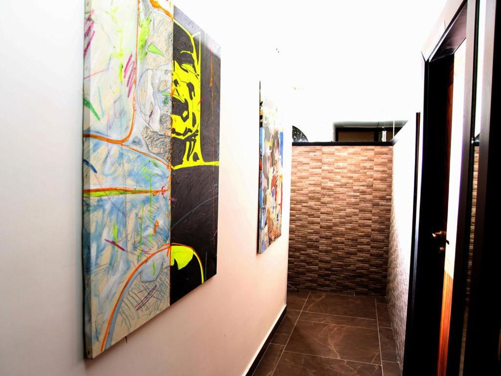 Boutique Hotel Piazza Carita 那不勒斯 外观 照片